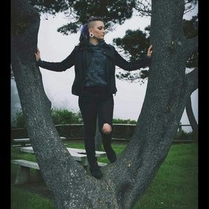 Meet your Posher, Cecilia